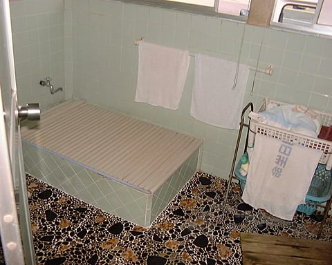 改修前の浴室